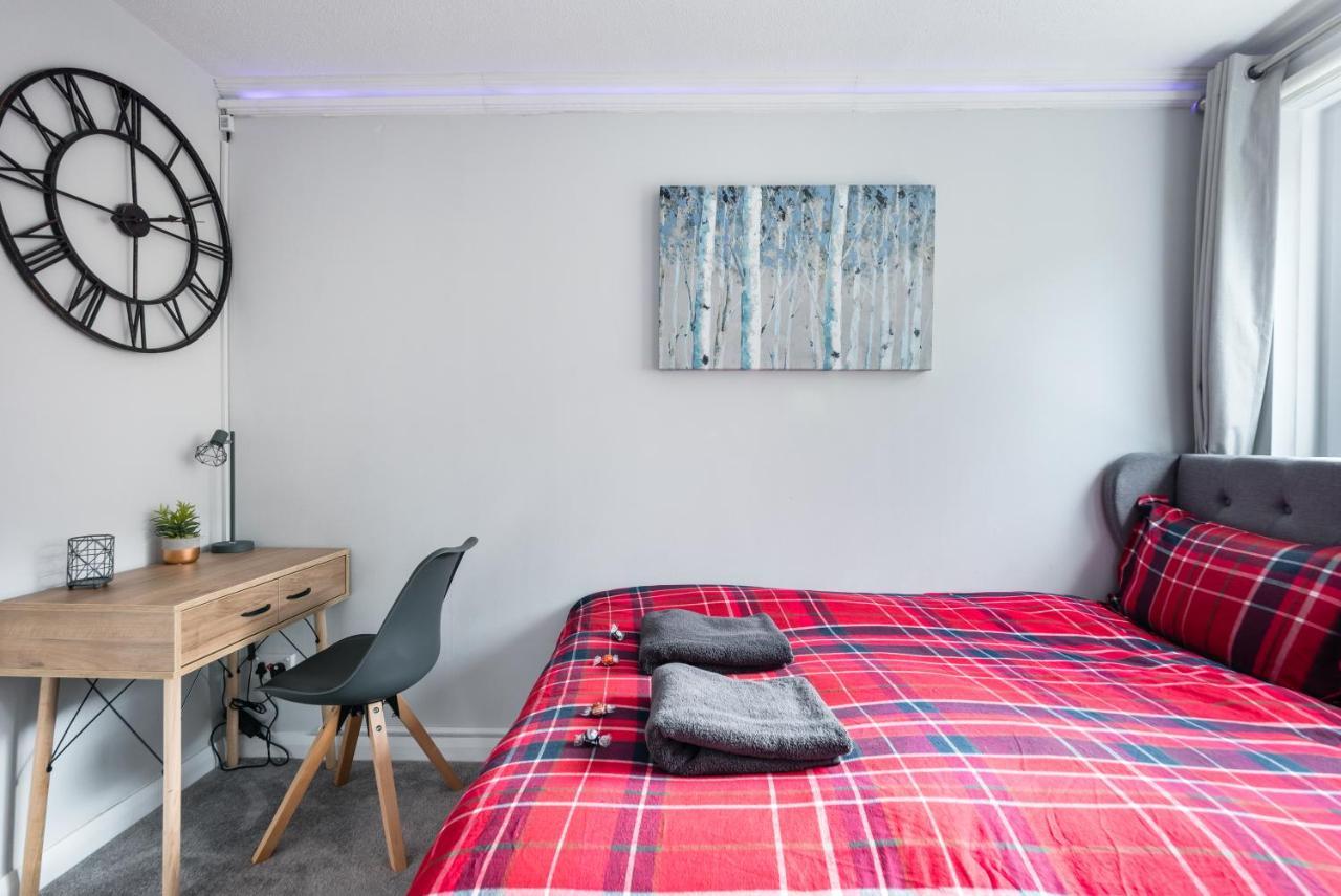 City Centre Stylish Apartment With Free Parking EDI Eksteriør bilde