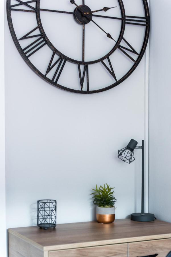 City Centre Stylish Apartment With Free Parking EDI Eksteriør bilde